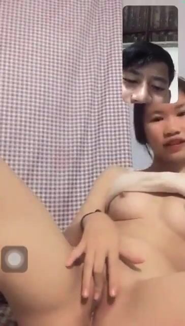 Em gái 16 tuổi call sex với thằng anh họ, tình tứ như là người yêu.